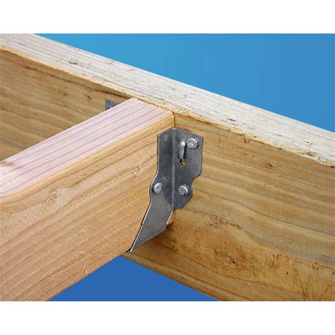 2x4 sloped joist hanger